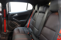 AMG GLA GLA45 4MATIC ｴﾃﾞｨｼｮﾝ1 ﾚｰﾀﾞｰｾｰﾌﾃｨPKG　300台限定車 黒本革 HDDﾅﾋﾞTV ﾊﾞｯｸｶﾒﾗ PTS ｷｾﾉﾝﾗｲﾄ 自動Rｹﾞｰﾄ AMG専用装備&ﾁｭｰﾆﾝｸﾞ 専用ｴｱﾛ&ﾃﾞｶｰﾙ 7AT　2年保証