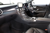 AMG Cクラス C63 ﾚｰﾀﾞｰｾｰﾌﾃｨPKG　ｷｰﾚｽｺﾞｰ 黒本革 ｼｰﾄﾋｰﾀｰ HDDﾅﾋﾞTV BT音楽 ﾊﾞｯｸｶﾒﾗ PTS LEDﾗｲﾄ 自動ﾄﾗﾝｸ AMG専用装備&ﾁｭｰﾆﾝｸﾞ 7AT　2年保証