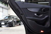 AMG Cクラス C63 ﾚｰﾀﾞｰｾｰﾌﾃｨPKG　ｷｰﾚｽｺﾞｰ 黒本革 ｼｰﾄﾋｰﾀｰ HDDﾅﾋﾞTV BT音楽 ﾊﾞｯｸｶﾒﾗ PTS LEDﾗｲﾄ 自動ﾄﾗﾝｸ AMG専用装備&ﾁｭｰﾆﾝｸﾞ 7AT　2年保証