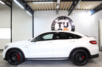 AMG GLCクーペ GLC63S 4MATIC+ ｸｰﾍﾟ AMGｶｰﾎﾞﾝｴｸｽﾃﾘｱ&ﾚｻﾞｰｴｸｽｸﾙｰｼﾌﾞ&ﾚｰﾀﾞｰｾｰﾌﾃｨPKG　ｷｰﾚｽｺﾞｰ 黒本革 ﾍﾞﾝﾁﾚｰﾀｰ ﾊﾟﾉﾗﾏSR ﾍｯﾄﾞｱｯﾌﾟD HDDﾅﾋﾞTV BT音楽 ﾌﾞﾙﾒｽﾀｰ 360ｶﾒﾗ PTS LEDﾗｲﾄ ﾊﾝｽﾞﾌﾘｰA AMG専用装備&ﾁｭｰﾆﾝｸﾞ 9AT