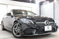 メルセデスベンツ Cクラス C200ｽﾃｰｼｮﾝﾜｺﾞﾝ AVG AMGﾗｲﾝ ﾚｰﾀﾞｰｾｰﾌﾃｨPKG　BSG搭載 後期 ｷｰﾚｽｺﾞｰ 黒革 SR HDDﾅﾋﾞTV ｽﾏﾎ連携 ﾊﾞｯｸｶﾒﾗ PTS LEDﾗｲﾄ 自動Rｹﾞｰﾄ AMGｴｱﾛ&18AW ﾀﾞｲﾅﾐｯｸS ｴｱｻｽ 9AT　2年保証