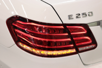 メルセデスベンツ Eクラス E250 AMGｽﾎﾟｰﾂ&ﾚｰﾀﾞｰｾｰﾌﾃｨPKG　後期 ｷｰﾚｽｺﾞｰ 黒本革 全席ｼｰﾄﾋｰﾀｰ ﾊﾟﾉﾗﾏSR HDDﾅﾋﾞTV BT音楽 ﾊﾞｯｸｶﾒﾗ PTS DSRC LEDﾗｲﾄ AMGｴｱﾛ&18AW　2年保証