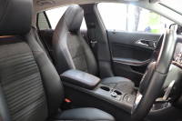 メルセデスベンツ CLAクラス CLA180ｼｭｰﾃｨﾝｸﾞﾌﾞﾚｰｸ AMGｽﾀｲﾙ AMGﾌﾟﾚﾐｱﾑ&ﾚｰﾀﾞｰｾｰﾌﾃｨPKG　後期 ｷｰﾚｽｺﾞｰ ﾚｻﾞｰDINAMICAｼｰﾄ ｼｰﾄﾋｰﾀｰ ﾊﾟﾉﾗﾏSR HDDﾅﾋﾞTV ｽﾏﾎ連携 harman/kardon Bｶﾒﾗ PTS DSRC LEDﾗｲﾄ 自動Rｹﾞｰﾄ AMGｴｱﾛ&18AW 7AT　2年保証
