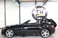 メルセデスベンツ SLKクラス SLK200 ｴｸｽｸﾙｰｼﾌﾞ AMGｽﾎﾟｰﾂ&ﾚｰﾀﾞｰｾｰﾌﾃｨPKG　後期最終 ｷｰﾚｽｺﾞｰ 黒本革 ｴｱｽｶｰﾌ HDDﾅﾋﾞTV&ｷｬﾝｾﾗｰ BT音楽 Bｶﾒﾗ PTS ｷｾﾉﾝﾗｲﾄ AMGｴｱﾛ&18AW ｴｱｶﾞｲﾄﾞ ﾊﾟﾄﾞﾙｼﾌﾄ ﾚｯﾄﾞｼｰﾄﾍﾞﾙﾄ 9AT　2年保証