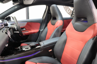 メルセデスベンツ Aクラス A180ｽﾀｲﾙ AMGﾗｲﾝ AMGﾚｻﾞｰｴｸｽｸﾙｰｼﾌﾞ&ｱﾄﾞﾊﾞﾝｽﾄﾞ&ﾅﾋﾞｹﾞｰｼｮﾝ&ﾚｰﾀﾞｰｾｰﾌﾃｨPKG　ｷｰﾚｽｺﾞｰ 赤/黒本革 ﾊﾟﾉﾗﾏSR ﾍｯﾄﾞｱｯﾌﾟD MBUXﾅﾋﾞTV BT音楽 ｱﾄﾞﾊﾞﾝｽﾄﾞｻｳﾝﾄﾞ 360ｶﾒﾗ PTS LEDﾗｲﾄ AMGｴｱﾛ&18AW 7AT　2年保証