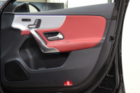 メルセデスベンツ Aクラス A180ｽﾀｲﾙ AMGﾗｲﾝ AMGﾚｻﾞｰｴｸｽｸﾙｰｼﾌﾞ&ｱﾄﾞﾊﾞﾝｽﾄﾞ&ﾅﾋﾞｹﾞｰｼｮﾝ&ﾚｰﾀﾞｰｾｰﾌﾃｨPKG　ｷｰﾚｽｺﾞｰ 赤/黒本革 ﾊﾟﾉﾗﾏSR ﾍｯﾄﾞｱｯﾌﾟD MBUXﾅﾋﾞTV BT音楽 ｱﾄﾞﾊﾞﾝｽﾄﾞｻｳﾝﾄﾞ 360ｶﾒﾗ PTS LEDﾗｲﾄ AMGｴｱﾛ&18AW 7AT　2年保証