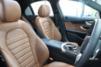 メルセデスベンツ Cクラス C200 AVG AMGﾗｲﾝ ﾚｻﾞｰｴｸｽｸﾙｰｼﾌﾞ&ﾚｰﾀﾞｰｾｰﾌﾃｨPKG　BSG搭載 後期 ｷｰﾚｽｺﾞｰ 茶本革 ﾊﾟﾉﾗﾏSR HUD HDDﾅﾋﾞTV ｽﾏﾎ連携 ﾌﾞﾙﾒｽﾀｰ Bｶﾒﾗ PTS LEDﾗｲﾄ ﾊﾝｽﾞﾌﾘｰA AMGｴｱﾛ&18AW ﾀﾞｲﾅﾐｯｸS 9AT　2年保証