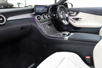 AMG Cクラス C43 4MATIC ｶﾌﾞﾘｵﾚ ﾚｰﾀﾞｰｾｰﾌﾃｨPKG　後期 1ｵｰﾅｰ ｷｰﾚｽｺﾞｰ 白本革 ｴｱｽｶｰﾌ HUD HDDﾅﾋﾞTV ｽﾏﾎ連携 ﾌﾞﾙﾒｽﾀｰ Bｶﾒﾗ PTS LEDﾗｲﾄ AMG専用装備&ﾁｭｰﾆﾝｸﾞ ﾀﾞｲﾅﾐｯｸS 9AT　2年保証