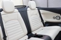 AMG Cクラス C43 4MATIC ｶﾌﾞﾘｵﾚ ﾚｰﾀﾞｰｾｰﾌﾃｨPKG　後期 1ｵｰﾅｰ ｷｰﾚｽｺﾞｰ 白本革 ｴｱｽｶｰﾌ HUD HDDﾅﾋﾞTV ｽﾏﾎ連携 ﾌﾞﾙﾒｽﾀｰ Bｶﾒﾗ PTS LEDﾗｲﾄ AMG専用装備&ﾁｭｰﾆﾝｸﾞ ﾀﾞｲﾅﾐｯｸS 9AT　2年保証