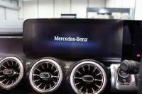 メルセデスベンツ GLB GLB200d 4MATIC AMGﾗｲﾝ AMGﾚｻﾞｰｴｸｽｸﾙｰｼﾌﾞ&ﾚｰﾀﾞｰｾｰﾌﾃｨPKG　MEｺﾈｸﾄ ｷｰﾚｽｺﾞｰ 赤/黒本革 MBUXﾅﾋﾞTV BT音楽 360ｶﾒﾗ PTS LEDﾗｲﾄ 自動Rｹﾞｰﾄ AMGｴｱﾛ&19AW ﾀﾞｲﾅﾐｯｸｾﾚｸﾄ 8AT　2年保証