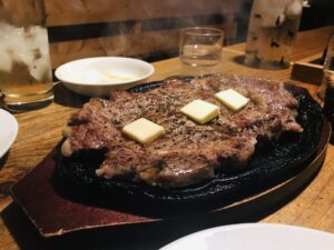 お肉^ – ^