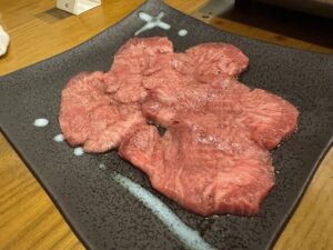 やきにく^_^