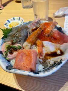 海鮮丼